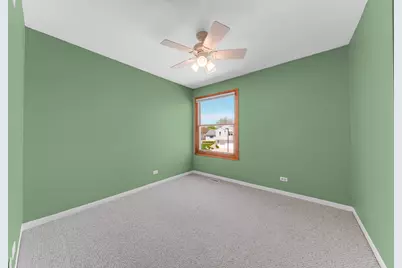 217 Atlantic Drive, Vernon Hills, IL 60061 - Photo 17