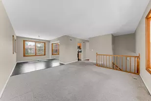 217 Atlantic Dr, Vernon Hills, IL 60061 - Photo 5