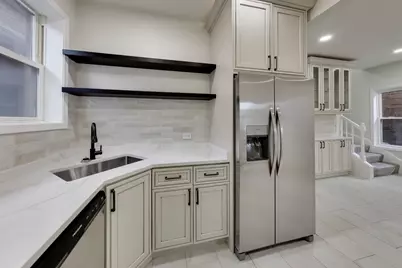 7818 S Merrill Avenue, Chicago, IL 60649 - Photo 13