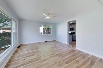2113 Seward Street, Evanston, IL 60202 - Photo 9