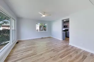 2113 Seward St, Evanston, IL 60202 - Photo 9