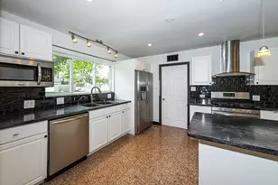 2307 N Arlington Heights Rd, Arlington Heights, IL 60004 - Photo 13
