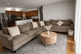 57 Freesia Dr, Romeoville, IL 60446 - Photo 9