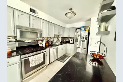 7251 Randolph Street #A2, Forest Park, IL 60130 - Photo 3