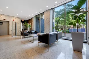 1360 N Sandburg Terrace, Chicago, IL 60610 - Photo 3