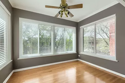 942 W Belle Plaine Avenue #3E, Chicago, IL 60613 - Photo 5