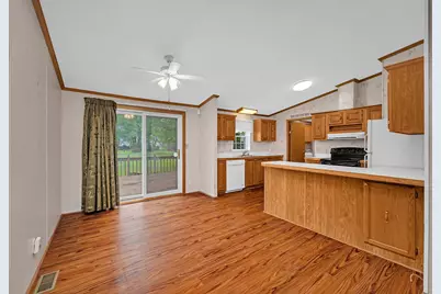 2910 E 11th Road, Ottawa, IL 61350 - Photo 9
