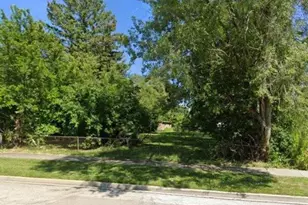 3103 Galilee Ave, Zion, IL 60099 - Photo 1