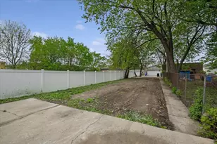8848 S Wabash Ave, Chicago, IL 60619 - Photo 15