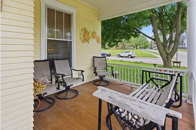 821 Larkin Avenue, Elgin, IL 60123 - Photo 35