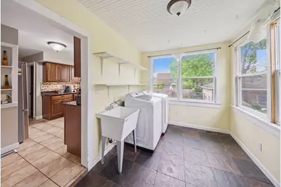 821 Larkin Avenue, Elgin, IL 60123 - Photo 25