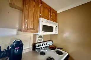 2705 St Vincents Ave, Lasalle, IL 61301 - Photo 5