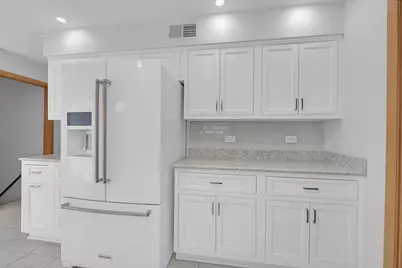 9700 S Kolmar Avenue, Oak Lawn, IL 60453 - Photo 9