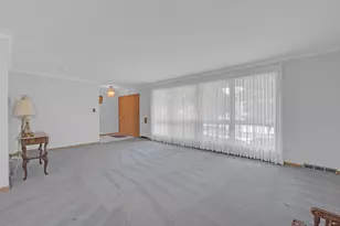 9700 S Kolmar Ave, Oak Lawn, IL 60453 - Photo 5