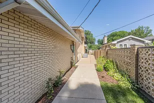 9700 S Kolmar Ave, Oak Lawn, IL 60453 - Photo 27