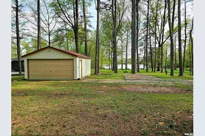1831 Duck Lane, Centralia, IL 62801 - Photo 3
