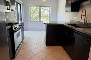 4900 Kimball Hill Dr, Rolling Meadows, IL 60008 - Photo 7