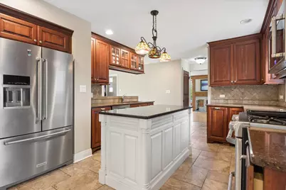 233 S Prospect Avenue, Clarendon Hills, IL 60514 - Photo 9