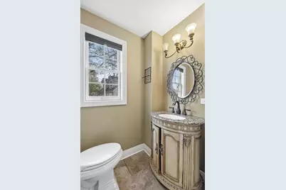 233 S Prospect Avenue, Clarendon Hills, IL 60514 - Photo 5