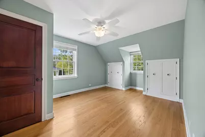 233 S Prospect Avenue, Clarendon Hills, IL 60514 - Photo 19