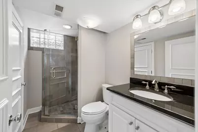 233 S Prospect Avenue, Clarendon Hills, IL 60514 - Photo 17