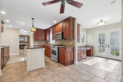 233 S Prospect Avenue, Clarendon Hills, IL 60514 - Photo 11