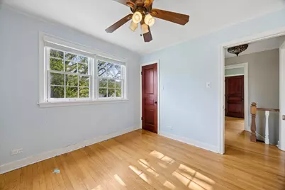 233 S Prospect Avenue, Clarendon Hills, IL 60514 - Photo 25