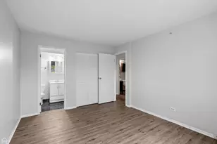 916 Casey Ct, Schaumburg, IL 60173 - Photo 9