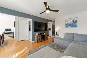 3539 Sunset Ln, Franklin Park, IL 60131 - Photo 3