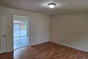 3950 171st Pl, Country Club Hills, IL 60478 - Photo 3