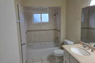 3950 171st Pl, Country Club Hills, IL 60478 - Photo 9