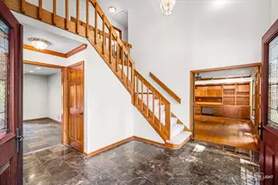 39W860 Reindeer Trail, Saint Charles, IL 60175 - Photo 5