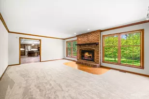 39W860 Reindeer Trail, Saint Charles, IL 60175 - Photo 11