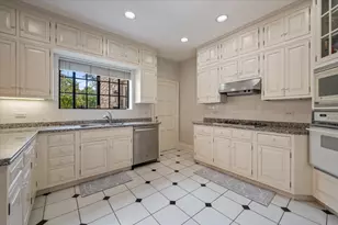 54 Kenilworth Ave, Kenilworth, IL 60043 - Photo 13