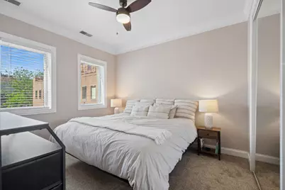 1350 W Byron Street #7, Chicago, IL 60613 - Photo 9
