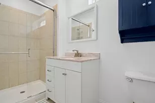 1350 W Byron St, Chicago, IL 60613 - Photo 13