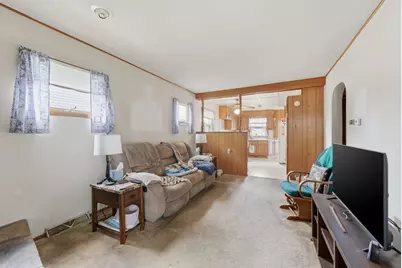 120 N Elmwood Avenue, Davenport, IA 52802 - Photo 5