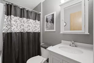 1160 32nd St, Moline, IL 61265 - Photo 17