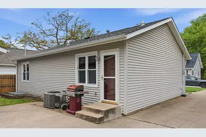 1160 32nd Street, Moline, IL 61265 - Photo 23