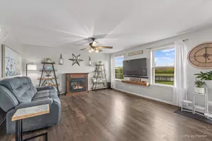 852 Wildwood Dr, Pingree Grove, IL 60140 - Photo 15