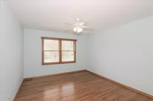 52 W Glenlake Ave, Roselle, IL 60172 - Photo 33
