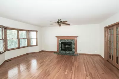 52 W Glenlake Avenue, Roselle, IL 60172 - Photo 21