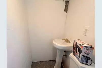 10922 S Wentworth Avenue, Chicago, IL 60628 - Photo 13