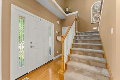 704 Hawk Drive, Mahomet, IL 61853 - Photo 9