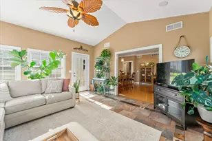 704 Hawk Dr, Mahomet, IL 61853 - Photo 19