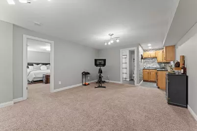 704 Hawk Drive, Mahomet, IL 61853 - Photo 47