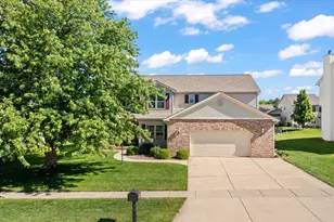 704 Hawk Dr, Mahomet, IL 61853 - Photo 75