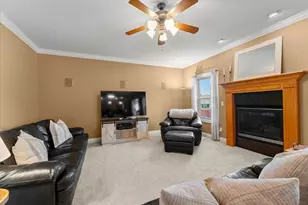 704 Hawk Dr, Mahomet, IL 61853 - Photo 11