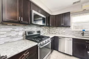 8735 N Wisner St, Niles, IL 60714 - Photo 9
