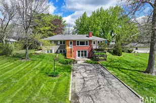 654 Harvard Ave, Barrington, IL 60010 - Photo 1